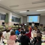 L’activitat ‘Llegim al poble’ tanca el programa del 25N
